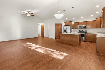 390 Meadow Lane, Columbus, WI 53925 - Photo 6