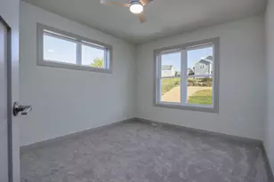 1113 N Division St, Waunakee, WI 53597 - Photo 26