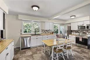 6064 Vroman Rd, Fitchburg, WI 53593 - Photo 18