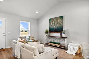 380-388 Lilac Ln, Stoughton, WI 53589 - Photo 6