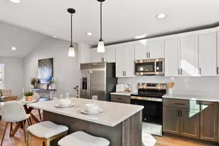 380-388 Lilac Ln, Stoughton, WI 53589 - Photo 14