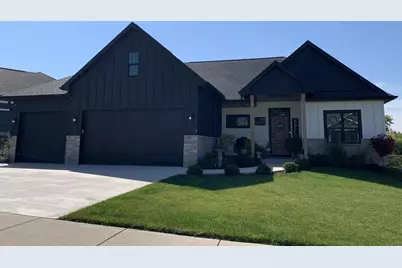 125 Nature's Trail, Fall River, WI 53932 - Photo 2