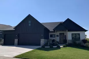 125 Nature’s Trl, Fall River, WI 53932 - Photo 2