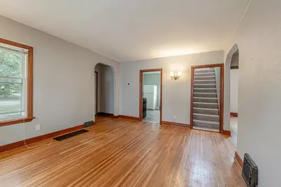 718 Mac Arthur Drive, Beaver Dam, WI 53916 - Photo 4