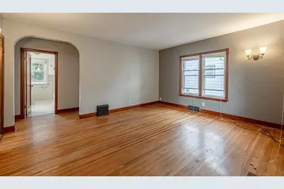 718 Mac Arthur Drive, Beaver Dam, WI 53916 - Photo 2