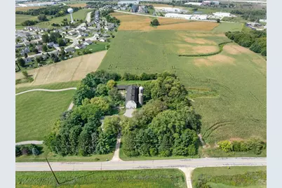 1610 Town Hall Road, Beloit, WI 53511 - Photo 4