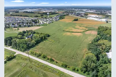 1610 Town Hall Road, Beloit, WI 53511 - Photo 2