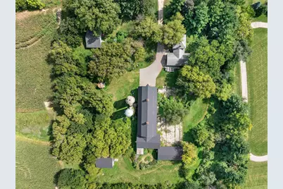 1610 Town Hall Road, Beloit, WI 53511 - Photo 16