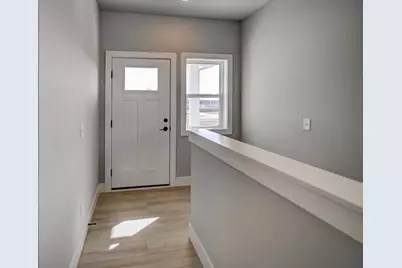 1520 Palm Grass Way, Stoughton, WI 53589 - Photo 4