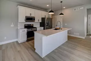 1520 Palm Grass Wy, Stoughton, WI 53589 - Photo 8