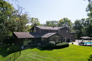 2329 Summit Dr, Janesville, WI 53548 - Photo 54