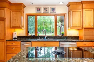 2329 Summit Dr, Janesville, WI 53548 - Photo 6