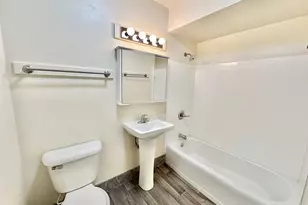 430 Harrison Ave, Beloit, WI 53511 - Photo 18