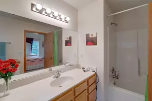 7107 Discovery Ln, Madison, WI 53719 - Photo 14