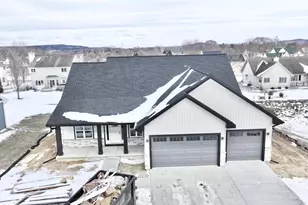 228 Cardinal Ln, Sauk City, WI 53583 - Photo 2