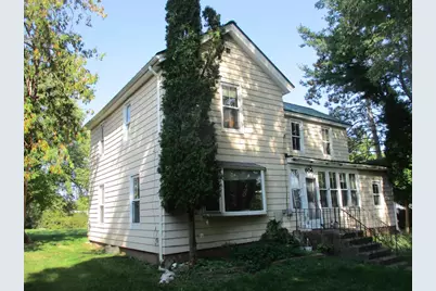 608 La Valle Street, Reedsburg, WI 53959 - Photo 2