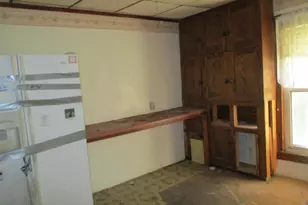 608 Lavalle St, Reedsburg, WI 53959 - Photo 10