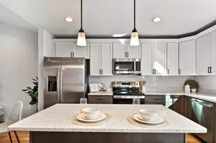 388 Lilac Ln, Stoughton, WI 53589 - Photo 4