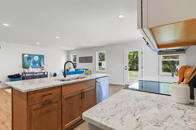 352 Dahlia Drive #036, Stoughton, WI 53589 - Photo 8