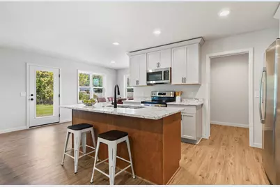 352 Dahlia Drive #036, Stoughton, WI 53589 - Photo 10