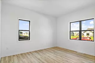 401 Michelle Ln, Cottage Grove, WI 53527 - Photo 24