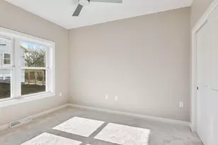 754 Kensington Dr, Ripon, WI 54971 - Photo 8