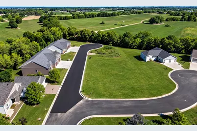 754 Kensington Drive, Ripon, WI 54971 - Photo 4