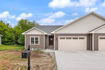 742 Kensington Drive, Ripon, WI 54971 - Photo 2