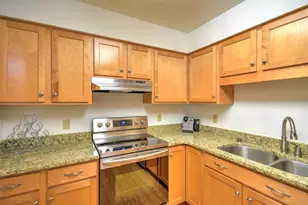 2233 Luann Ln, Madison, WI 53713 - Photo 14