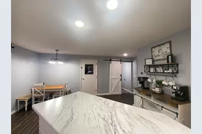 904 Dodgeville Street, Highland, WI 53543 - Photo 10