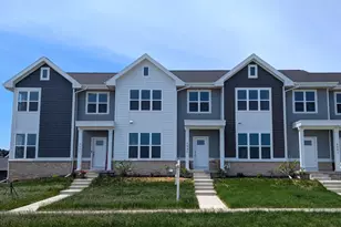 6886 Belle Fontaine Blvd, Middleton, WI 53562 - Photo 2