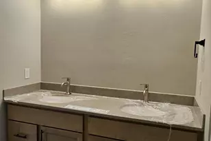 3717 Newcastle Dr, Janesville, WI 53546 - Photo 6