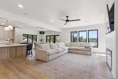 9795 N Highland Road, Edgerton, WI 53534 - Photo 8