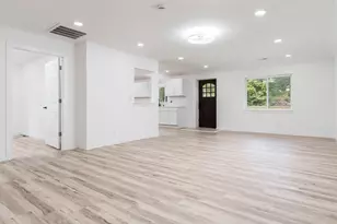 10335 W Hwy 81 Rd, Beloit, WI 53511 - Photo 12