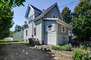 927 Drake St, Madison, WI 53715 - Photo 8