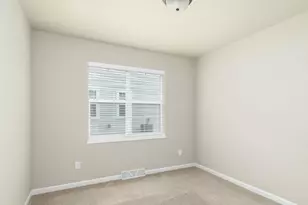 23 Spittlebug Cir, Madison, WI 53718 - Photo 12