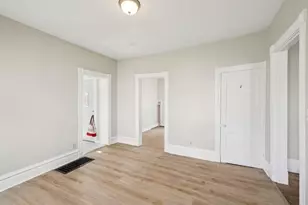 208 W Pleasant St, Portage, WI 53901 - Photo 22