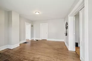 208 W Pleasant St, Portage, WI 53901 - Photo 8