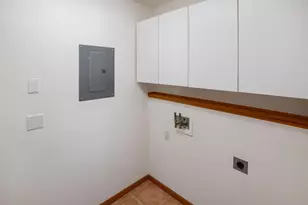 3045 Nessling St, Madison, WI 53719 - Photo 10