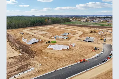 2404 Bluestem Crossing #Lot 19, Prairie Du Sac, WI 53578 - Photo 4