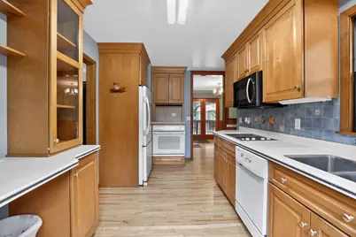 507 Falcon Circle, Monona, WI 53716 - Photo 10