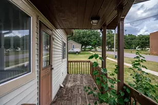 511 Weston St, Necedah, WI 54646 - Photo 8