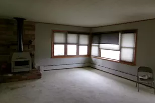 30 Bowen St, Oshkosh, WI 54901 - Photo 8