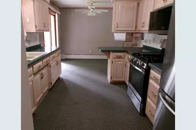 30 Bowen Street, Oshkosh, WI 54901 - Photo 2