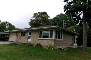 30 Bowen St, Oshkosh, WI 54901 - Photo 42