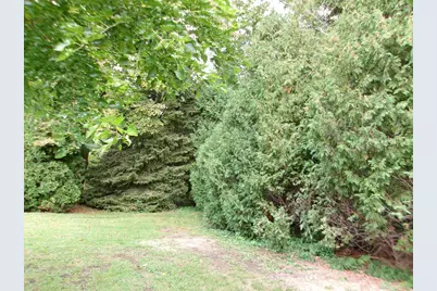 30 Bowen Street, Oshkosh, WI 54901 - Photo 38