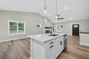 709 Prairie Ln, Mazomanie, WI 53560 - Photo 8