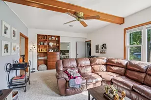 114 N 2nd St, Mount Horeb, WI 53572 - Photo 16