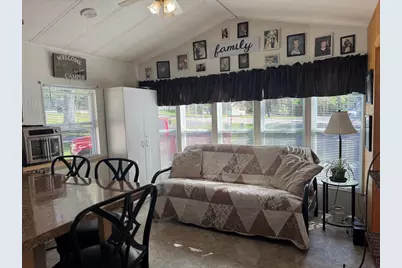 460 Aspen Way, Edgerton, WI 53534 - Photo 8