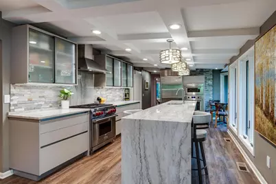 208 Saratoga Circle, Madison, WI 53705 - Photo 4